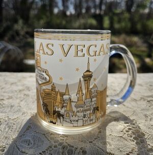 Las Vegas Souvenir Mug with Gold Accents Glass Collectible Skyline Scene